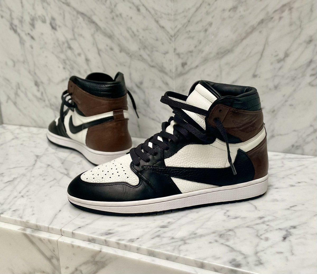 theshoedj's tweet photo. 私自身が1シーズン履いたカスタムスニーカー(US10)をプレゼントします‼️

🎁応募方法
❶X&instagramアカウントをフォロー
❷この投稿をリポスト&いいね
コメントで当選確率UP🔥

9/18㊊〆切
後日、インスタライブにて抽選予定。
出来なかったらごめんなさい🙏
当選者にはDMします💌
不備があった場合は再抽選。
また着払い発送となりますことご了承ください。

沢山のご応募をお待ちしております🤩

#プレゼント企画