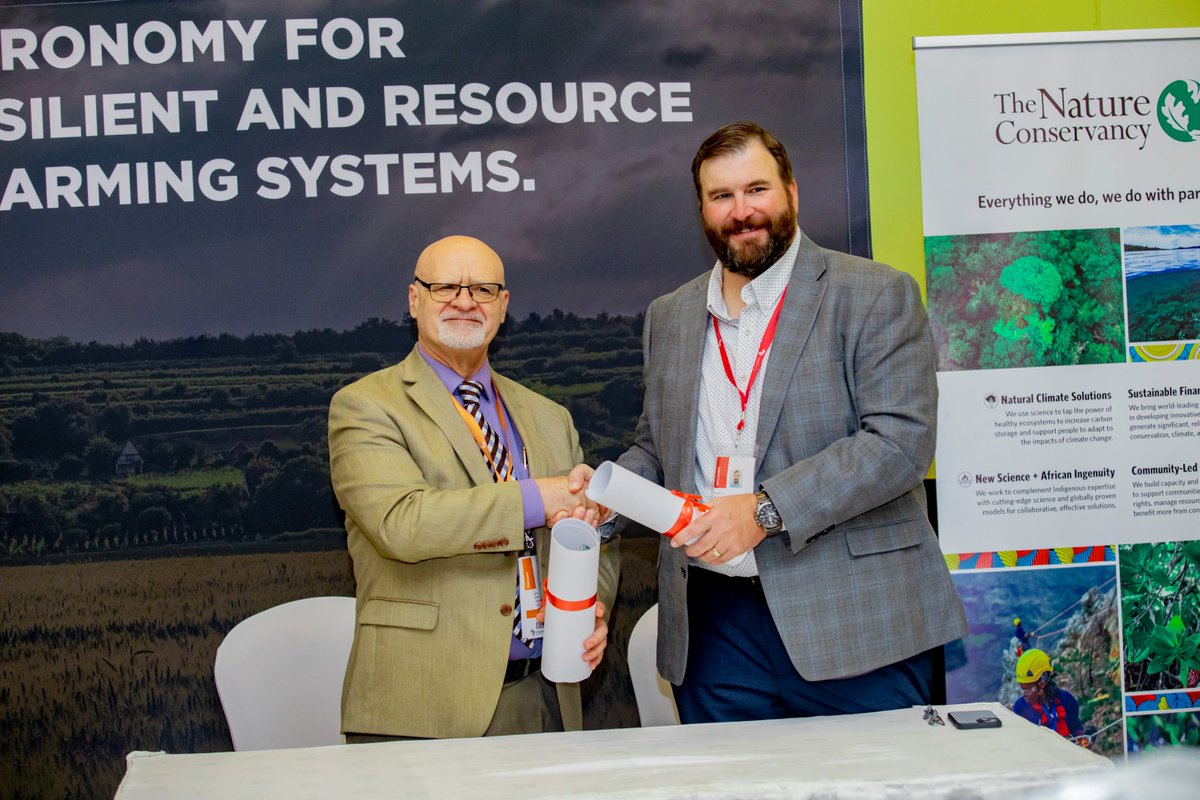 Taat_Africa's tweet photo. #TAATAGRF2023 session led to the design of actionable priorities by identifying actionable items to be implemented, contributing to advancing climate-resilient and resource-efficient farming systems. #TAATAGRF2023 #TAATEiA #BreakFastSession #FeedAfrica
@AfDB_Group
@gatesfoundation