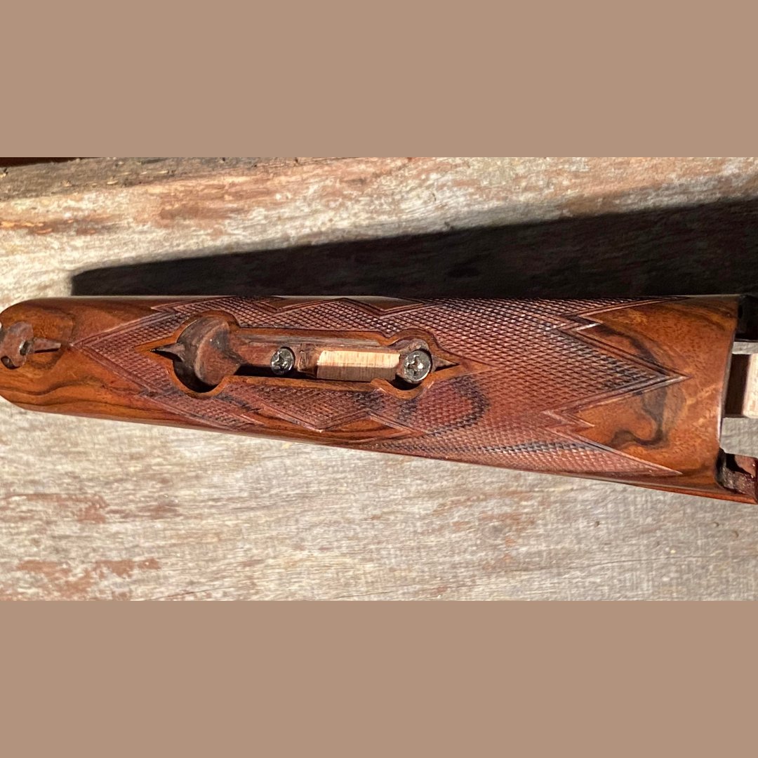 UllmanPrecision's tweet photo. It's Monday! Make something worth looking at!📷📷
Today we are going to get up close and personal with this striking forearm piece by Kirt Kimsey!
#ullmanprecision #makeitmonday #MondayMotivation #custom #checkering #woodworking https://t.co/Ky3PH3Weq3