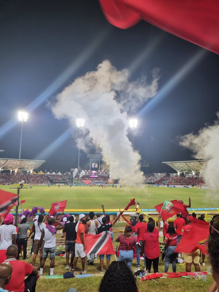 rocheal_l's tweet image. #TKR ALL THE WAY