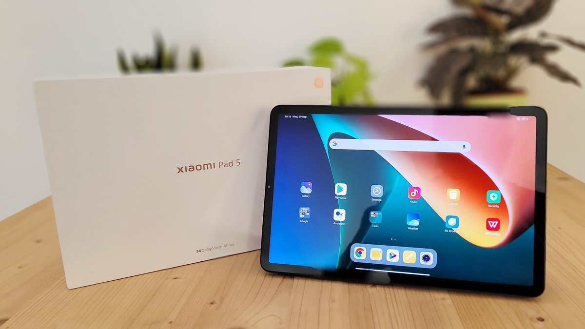 online_techjoy's tweet photo. 👋Guy's which one is your #favorite tab !!
* Apple ipad 2022
* Samsung galaxy Tab S8
* Amazon fire HD8
* Lenovo Tab M9
* Xiaomi pad 5
* Amazon fire 7
#ipad #oppopad #vivopad #tablet
@AmreliaRuhez @TrakinTech @TechMasterCo @tech_burner @techbharat @GyanTherapy https://t.co/mpcNhfWq6Q