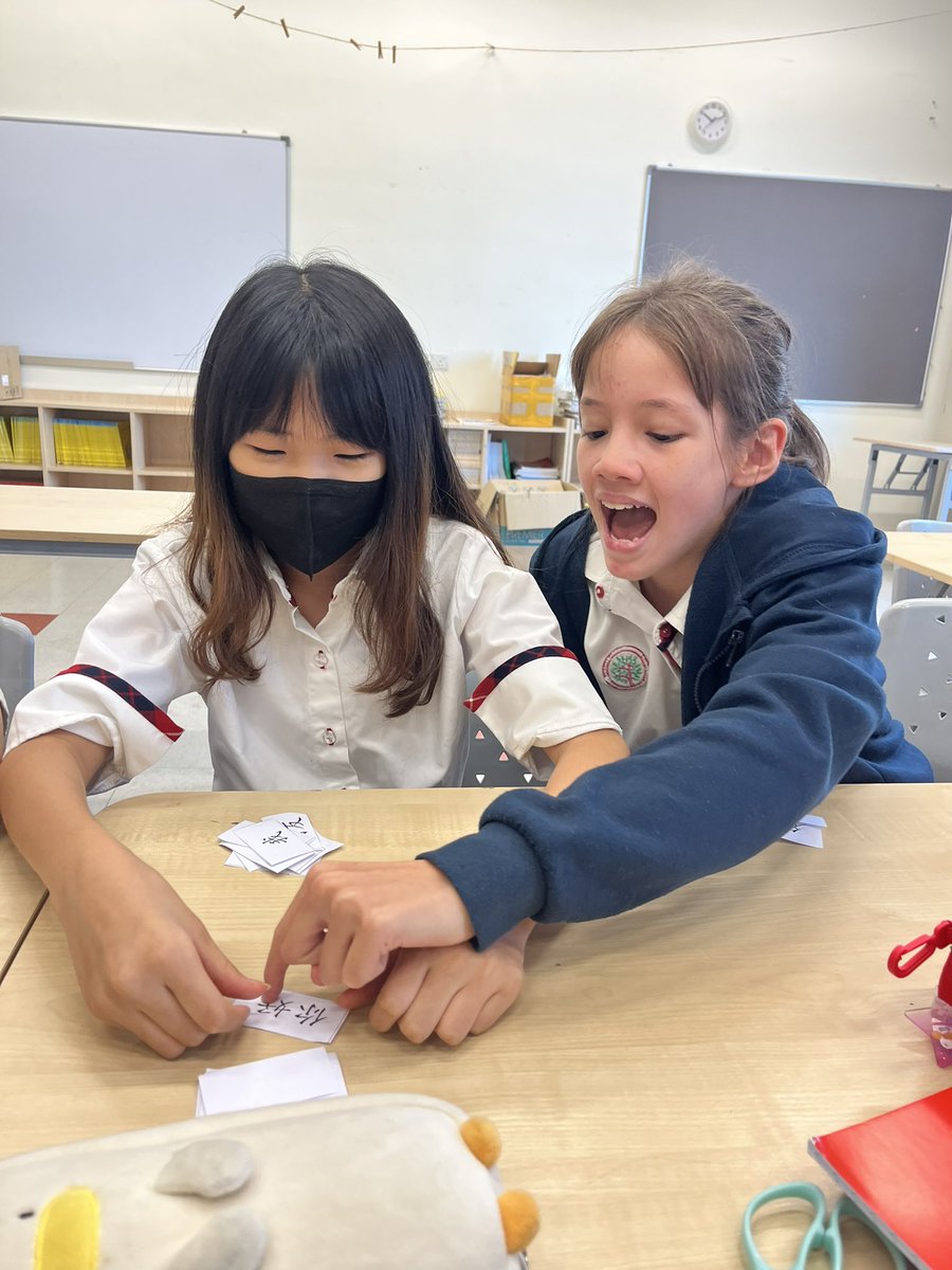 TsenIrene's tweet image. Learning becomes enjoyable when there&apos;s excitement! Year 7 Mandarin foundation students enthusiastically race to read the mandarin words quickly and accurately, ss who reads the most words is the winner🤩 #his_learning
