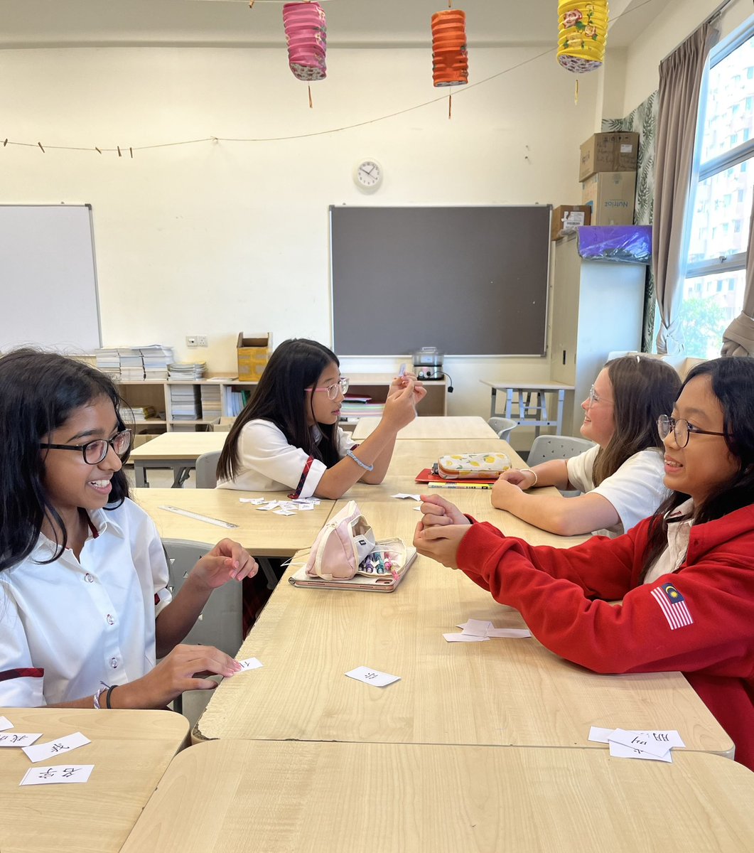 TsenIrene's tweet image. Learning becomes enjoyable when there&apos;s excitement! Year 7 Mandarin foundation students enthusiastically race to read the mandarin words quickly and accurately, ss who reads the most words is the winner🤩 #his_learning