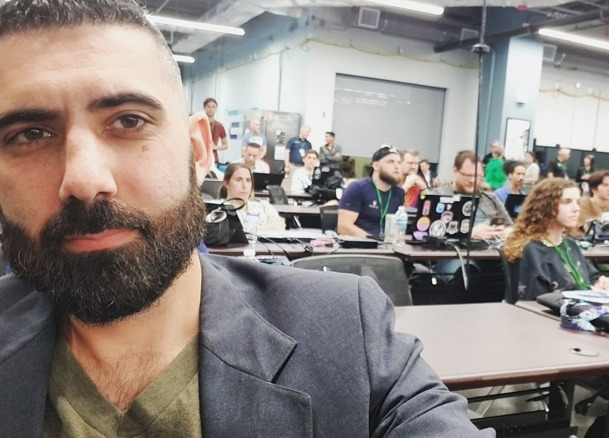 Alimahvan's tweet photo. Spent my weekend with some of the brightest minds the Orlando defense industry has to offer.
#armedforces #armedforcesjam #centralflorida #centralfloridatechgrove #ucf #orlando #defensetech https://t.co/0cFZgiey6k