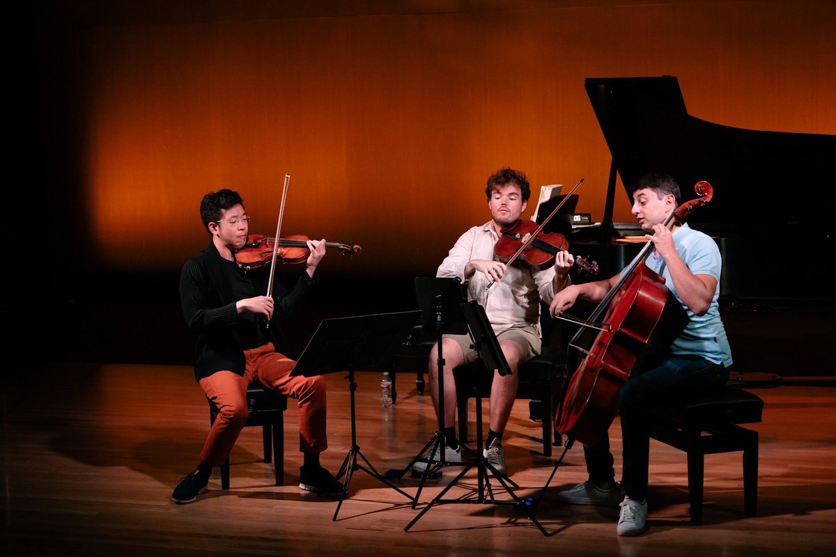 Paul Huang tweet media