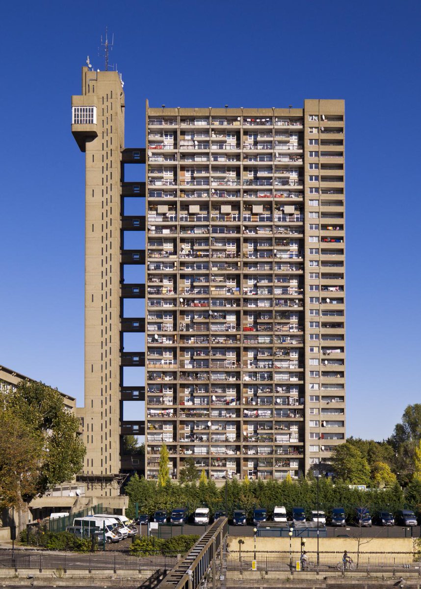 Hungarian-born architect and designer Ernő Goldfinger was born #onthisday in 1902. 🏢 Goldfinger was known for his Brutalist tower blocks including the Trellick Tower on the Cheltenham Estate in London. The 31-storey building was completed in 1972, and is Grade II* listed.