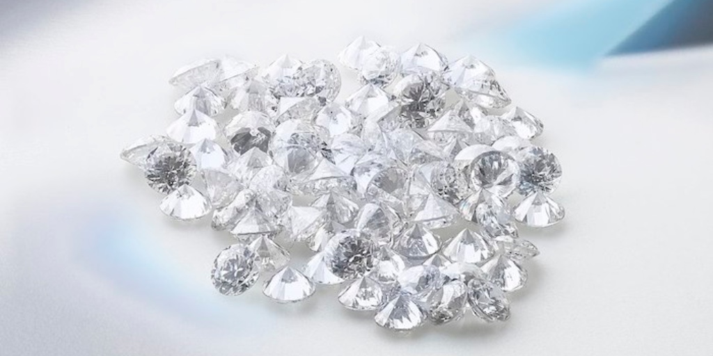 Macquarie_Uni's tweet photo. Ever wonder how diamonds are grown in a lab? Find out here: https://t.co/9I6kVIeGeo

@richmildren @RushmerT https://t.co/JCoEYOof60