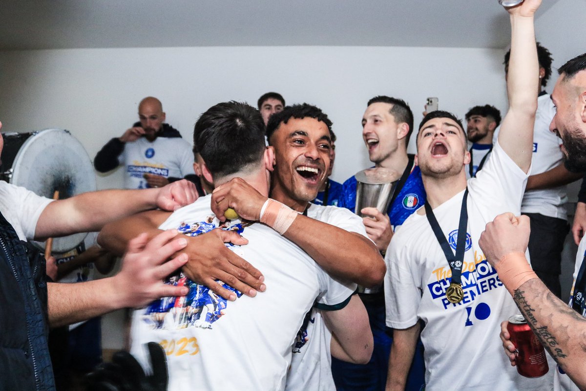 PhotosPerez's tweet photo. Campeones 🏆📸 https://t.co/cjx7azhARz