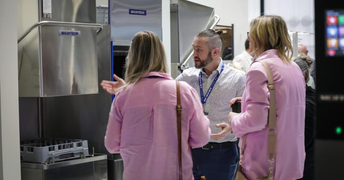 moffat_anz's tweet photo. #Moffat is at Fine Food Australia!👏
Stand HP20
All our major brands are on display and being demonstrated.✅
#Washtech, #Waldorf, #Turbofan and much more.
Speak to our experts on the Stand to discuss your kitchen requirements.👍
September 11-14, ICC Sydney.
#finefood https://t.co/lEGRZF71ZG