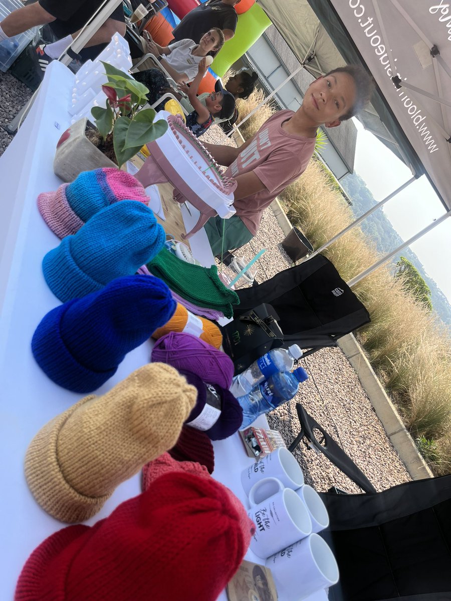 noxbloom's tweet image. Super proud of this #Kidpreneur 
He did his thing over the weekend, printing his own money 💰 🎉👌🏾

Keep going my boy, you’ve got this! 
#MondayMotivation #JustStart 
#JLKnitwear #JLK