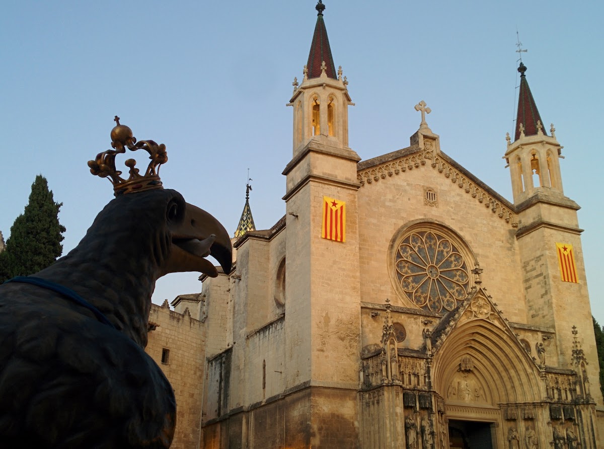 Des del Ball de l'Àliga de Vilafranca us volem desitjar una molt bona Diada de Catalunya!