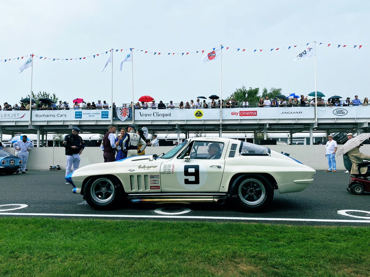 The Goodwood Revival never disappoints and what a fabulous teammate BTCC champ Tom Ingram in the 1 hour TT race, as the rain fell super tricky conditions he but brought the Stingray home 8th <a href="/Tomingram80/">Tom Ingram</a> <a href="/goodwoodrevival/">Goodwood Revival</a>