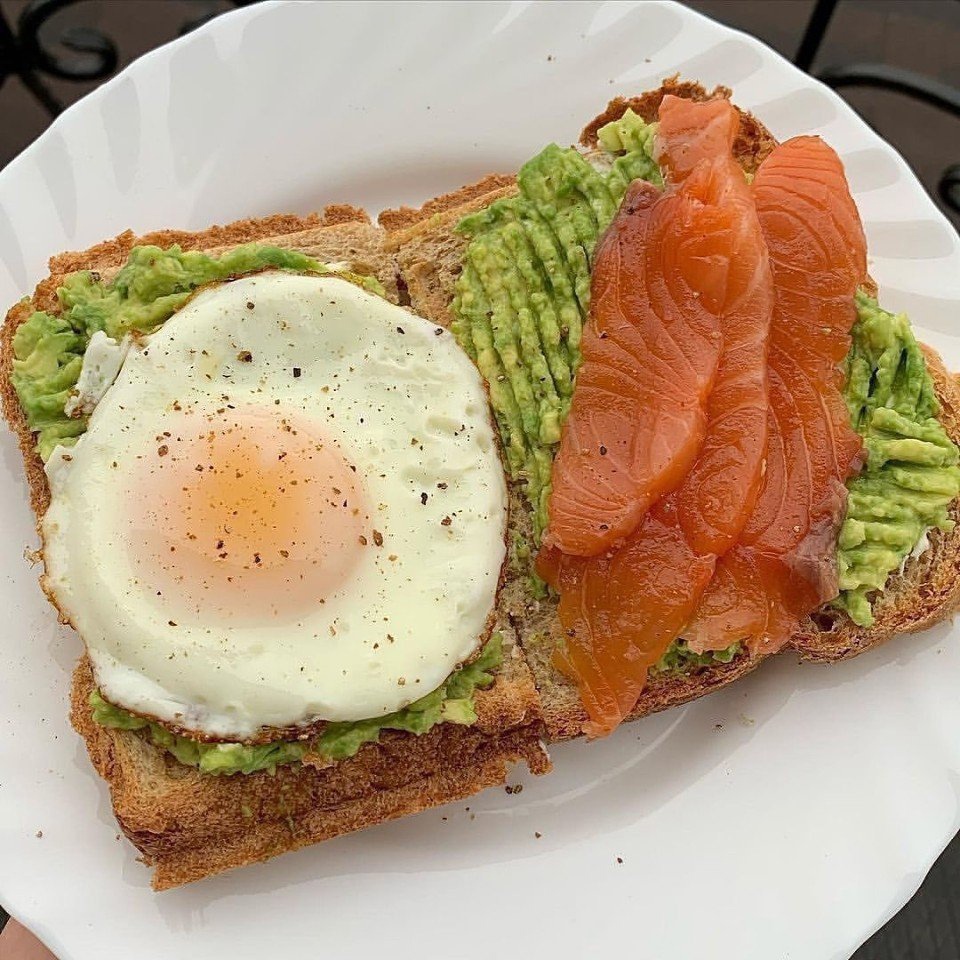 FlegerCook's tweet image. Когда не можешь определиться какой завтрак вкуснее 😋🍽️