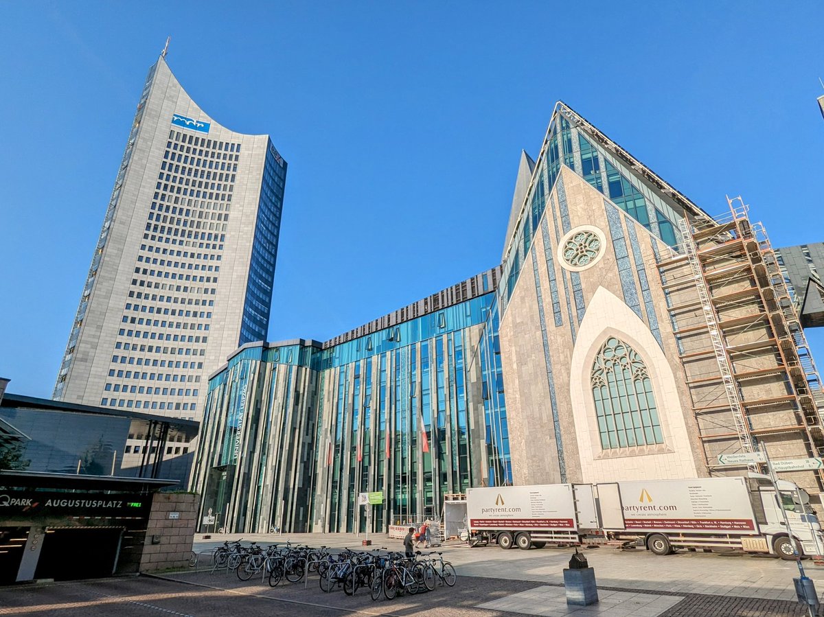 Benjamin Rosenbaum tweet media