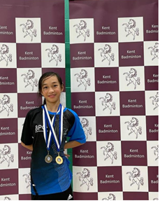 ElthamSport's tweet photo. Congratulations to Zoe N (Y7) who picked up 3 medals over the weekend competing at the Kent Junior Badminton competition.
Gold in U12 Doubles, Silver in U12 Singles and Silver in U14 Doubles. 
A very busy weekend and we are extremely proud of Zoe's performances, well done! https://t.co/HZ3fOjwjnZ