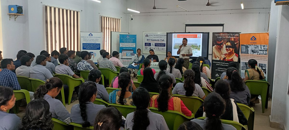 bis_madurai's tweet photo. On September 08, 2023, the BIS Standards Club of the Government College of Engineering, Bodi, Theni district held the Orientation program along with Standard writing competition for the students.
#bis #standard #standardclub https://t.co/h88IteCRa1