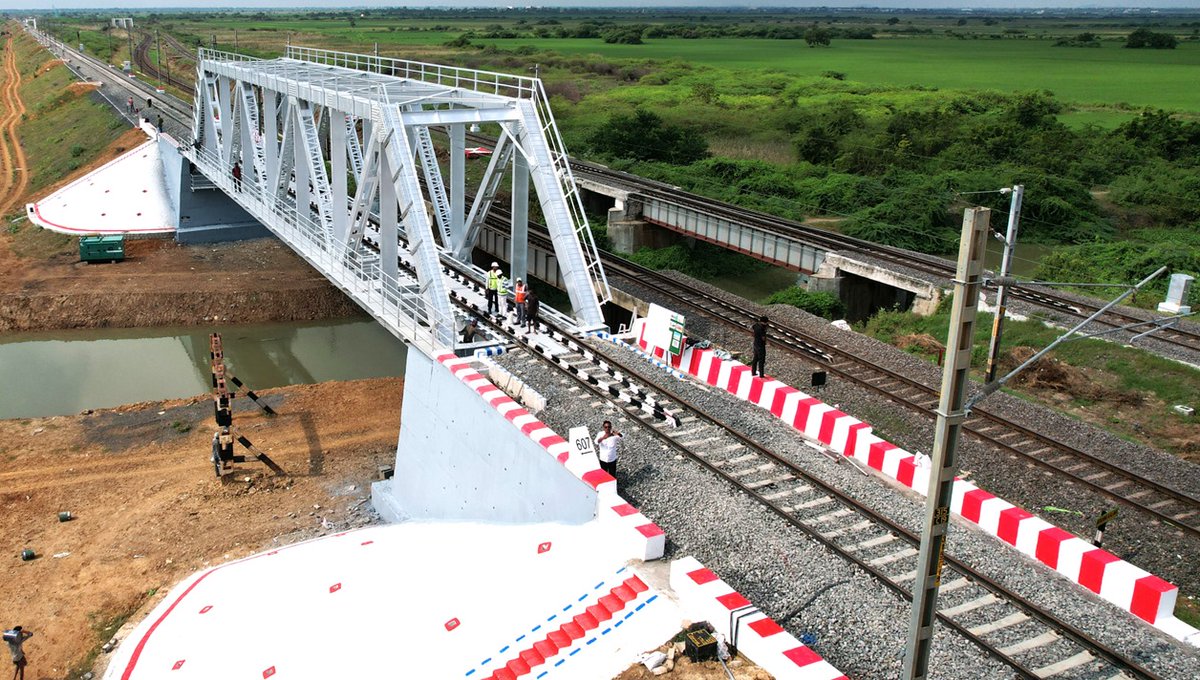 Ministry of Railways tweet media