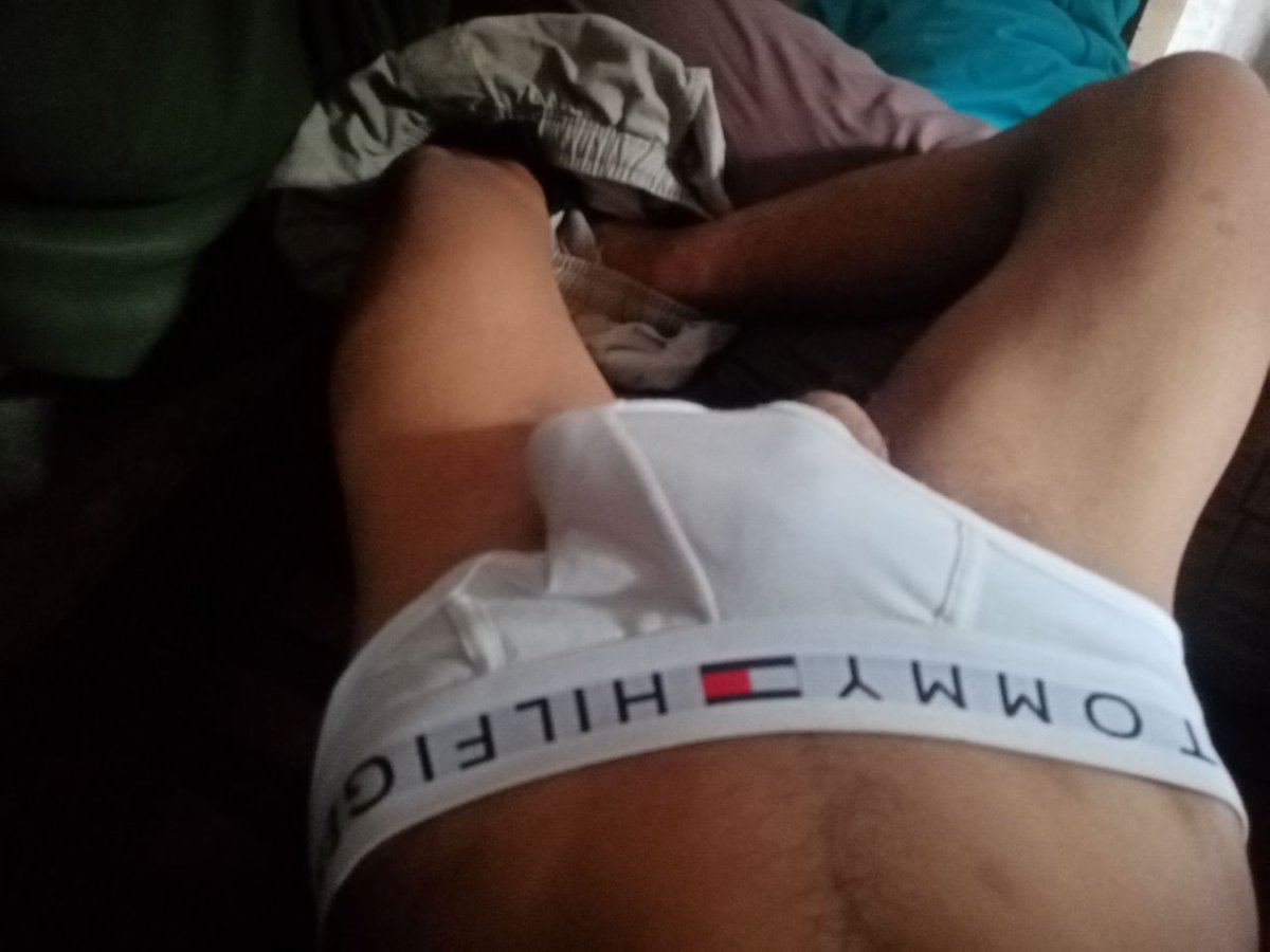 မဆံဘူးလီးနဲ့ဘစ်က