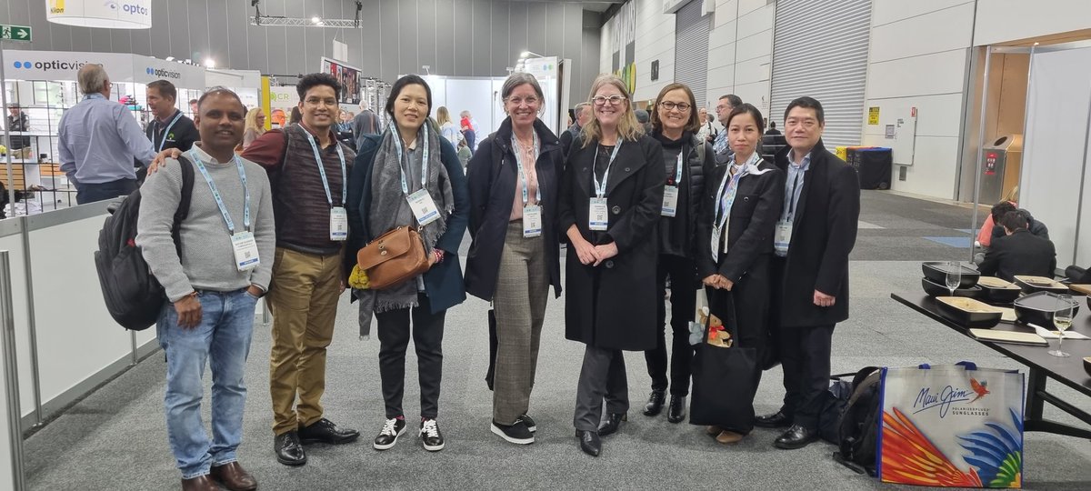 VMaseedupally's tweet photo. One need to attend conferences/meetings to present work but also to humble one's self as how little we know in the ocean of discipline knowledge. 
Happy to have presented and attended #WCO #OMEGA23 #SEMO educators meeting. See ya Melbourne! https://t.co/bE0sUI2Ltr