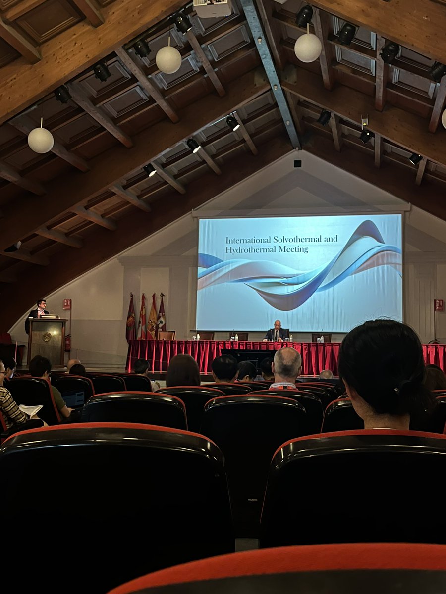 Early morning one but exciting nonetheless!! The International Hydrothermal and Solvothermal conference has only started. Excited for three days of great talks and chats. #ISHA
