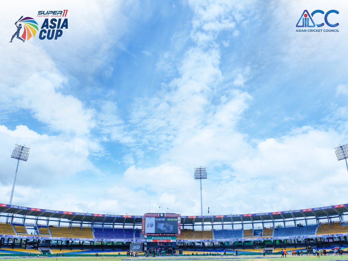 ACCMedia1's tweet photo. Clear skies : Every cricket fan's desire today! 
The weather is cricket friendly and we are prepared. 
Pakistan vs India resumes today, at 3PM!

#AsiaCup2023 #PAKvsIND https://t.co/xvoyrzGEF6
