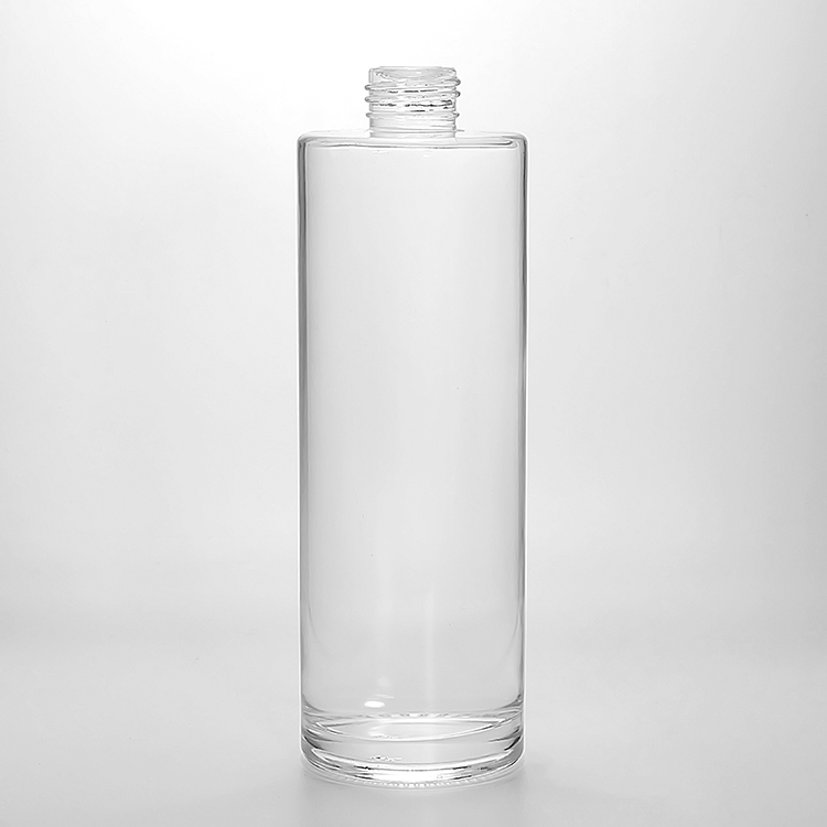 LEO57873094's tweet photo. #manufacturer #customized #glassbottle #fragrance #container #processing #luxury #colors #wine #logos #glasswear #aroma #aromatherapy #scentsy #perfume #fragrance #china #packaging #glasscontainer #nailpolish #cosmetic #diffuser #skincare #skincareproducts https://t.co/TGd9XlkPIx