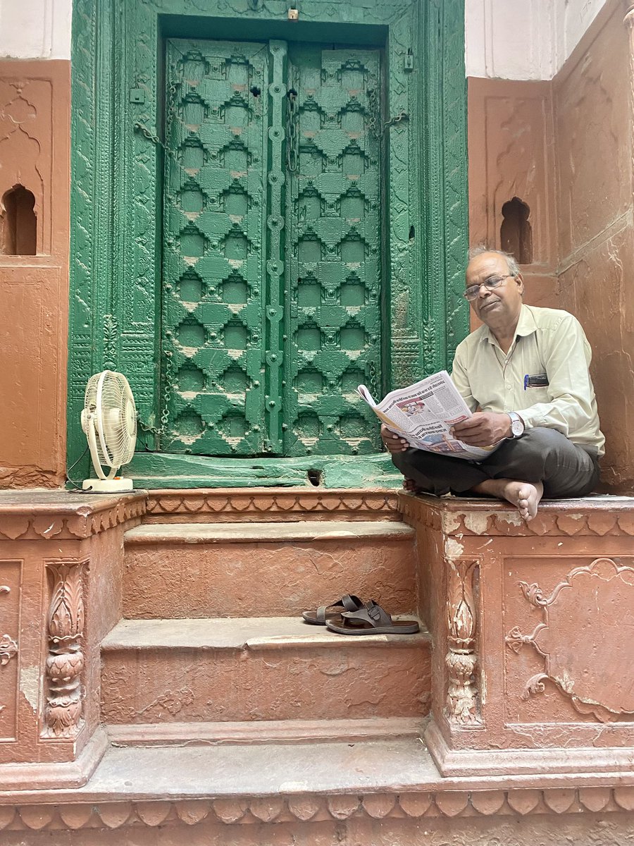 Mr. Mudgals morgen i Old Delhi.