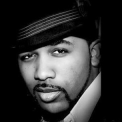 Soundcity985FM's tweet photo. SOUNDCITY RETRO 😎

#NP 🔊'Thief My Kele' - @BankyW ft @OfficialWaje x #Oladele
📻🎧#WhatsUpLagos w. @TheQueenIma 💜

https://t.co/qv712uwP68
#WeOwnTheMornings🌞 https://t.co/j5UiNmbi8w