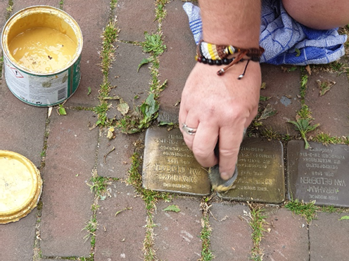 Stolpersteine S'dam tweet media