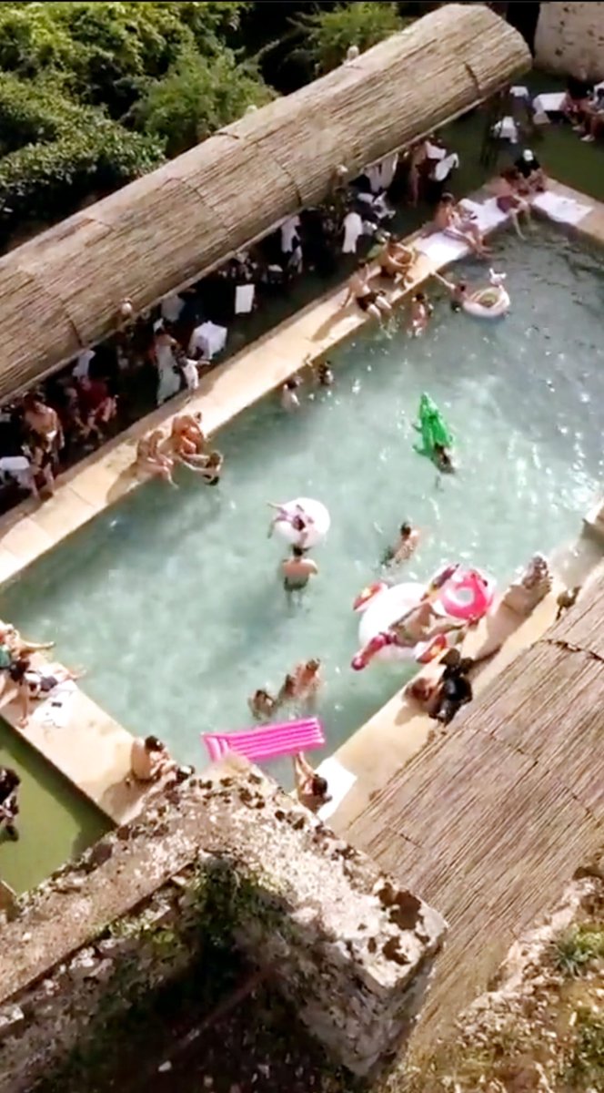 Gm. Who would be interested in buying tickets now for the next Castle Party in 2025? First come, first served, limited to 400 guests. Discounts and extra benefits for Bitcoin Angel holders, of course. #CastleParty2025

Share this post if you're up for the next 🏰 party. 🍾🥂