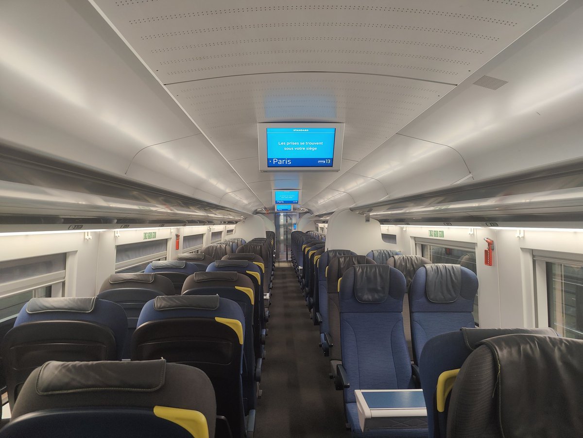 lyates_ly's tweet photo. And so the 37h 39m journey begins withe @Eurostar ES9004 taking me to Paris https://t.co/M95ZYNrOlg
