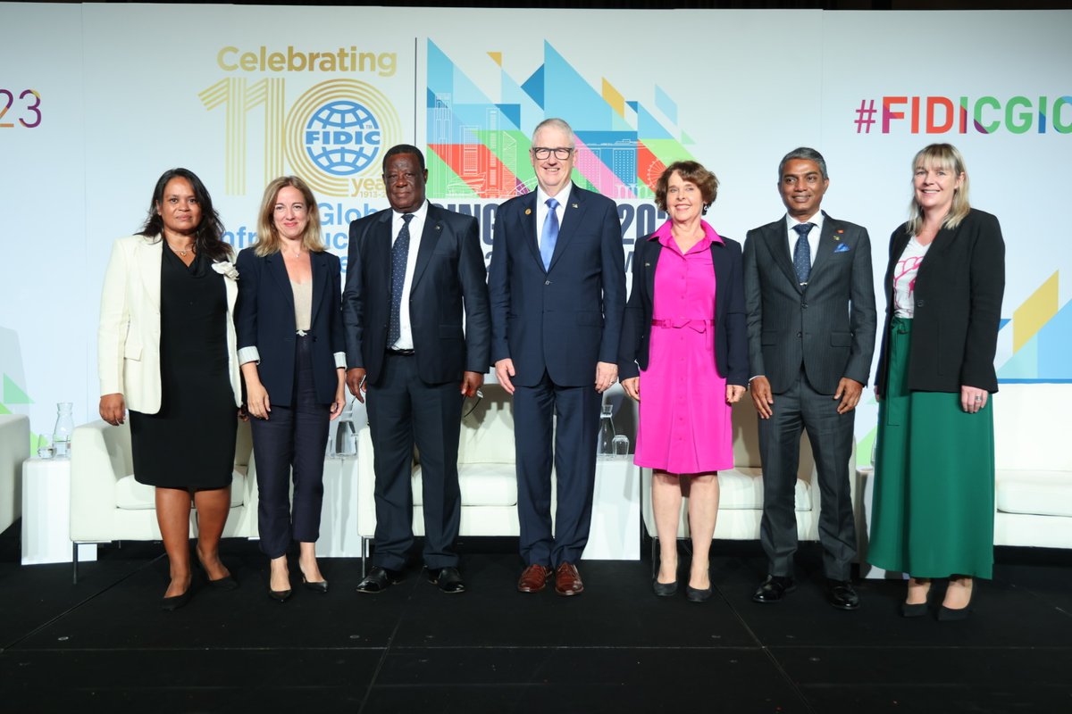 📰 Engaging and persuading politicians to get positive messages across about the need for infrastructure investment was discussed by industry leaders at a key session of FIDIC’s Global Infrastructure Conference in Singapore on 11 September 2023.

The session, Persuading the