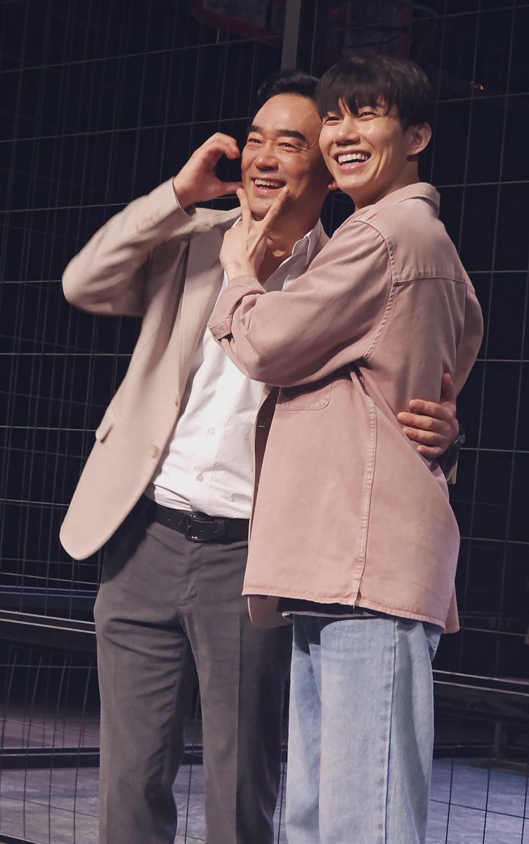 109worker's tweet image. 나는야 월루중💸💸