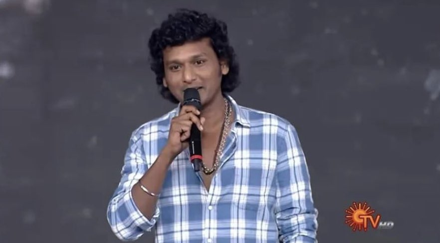 RockRanjithrv's tweet photo. Loki in RajiniKanth 171 Audio launch..!!
Intha padam nadanthathuku reason #ThalapathyVijay𓃵 Anna thaan💥
#Leo 🔥🧊
#bbtvi #JawanCollection #September11 #thalaivar171 #JawanCreatesHistory #ARRahmanConcert #iPhone15ProMax #loki #writtendirected #LokeshKanagaraj #AnirudhRavichander #Giants #cowboys #MondayMotivation