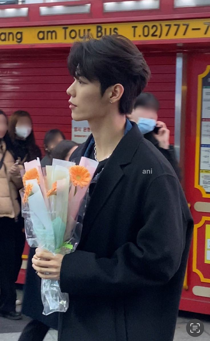 4hanbinie's tweet photo. happy birthday kei @s8nghwan temenku yang paling baik satu bp twt, panjang umur sehat selalu ya pokoknya yang terbaik buat kei !!!!  sekarang udah jarang nongol soalnya sibuk kuliah huhuhu sedih semangat ya.... bonus ijonk dengan kamden 💗💗💗💗 https://t.co/eBTQx7pdfj