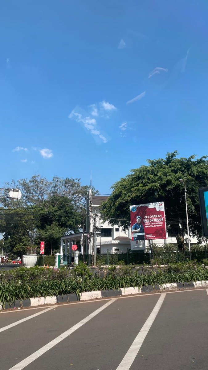 Ini foto dapet dari <a href="/nandagupta/">Nanda Gupta</a> di sekitaran Senayan &amp; Sudirnan jam 14.50