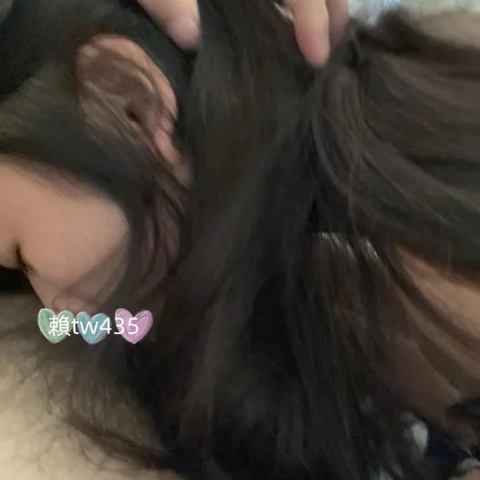 今天被青澀的男大學生約 
他說菲菲的兩張嘴 
讓他舒服到差點腿軟💦
 #口交 #愛愛 你選哪一個呢 https://t.co/ya43Kz7q92