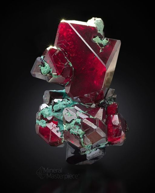Claudia_Zahn's tweet image. Amazing #Cuprite &amp;amp; Chrysocolla - Dikuluwé Mine, DR #Congo - 5.5cm -
photographed for @finegemsandminerals 
Photo copyright © Mineral Masterpiece
By #GeologyWonders
#Geology #GeologyPage #Nature #minerals #crystals #gems #Nature #NatureLovers #NaturePhotography #Photographer