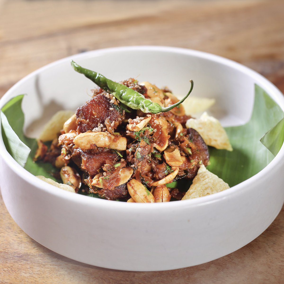 Today’s lunch: Arbi Ghee Roast with Ajwain Churan and Fryums 🍽

The rich ghee-roasted Arbi is balanced by the crispiness of the Fryums and a burst of refreshing flavours from the Ajwain Churan. 

#ComeOnIn to explore other regional dishes on our menu! 
.
.
.
#Comorin #ComeOnIn