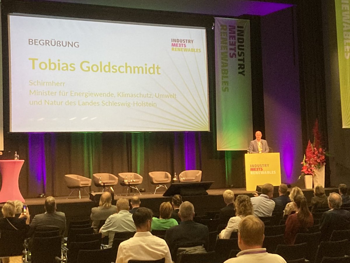 INDUSTRY MEETS RENEWABLES hat soeben begonnen.Begrüßung ⁦@togoldschmidt⁩ Schirmherr der Veranstaltung #erneuerbareenergien #Klima #Renewables