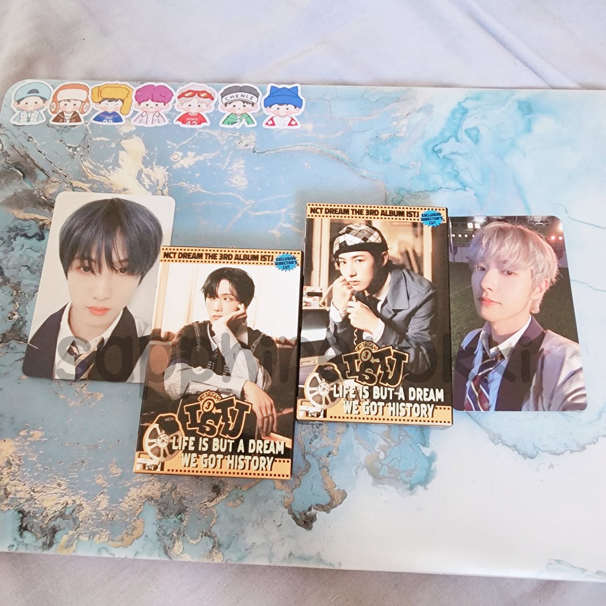 ☁️ wts lfb nct dream ph help rt plz

🤍 istj qr ver jisung &amp; renjun set unsealed 
- 550 php ea set. 500 payo
- onhand. 

DOP: sept 30 (nego) reply or dm to claim 💌