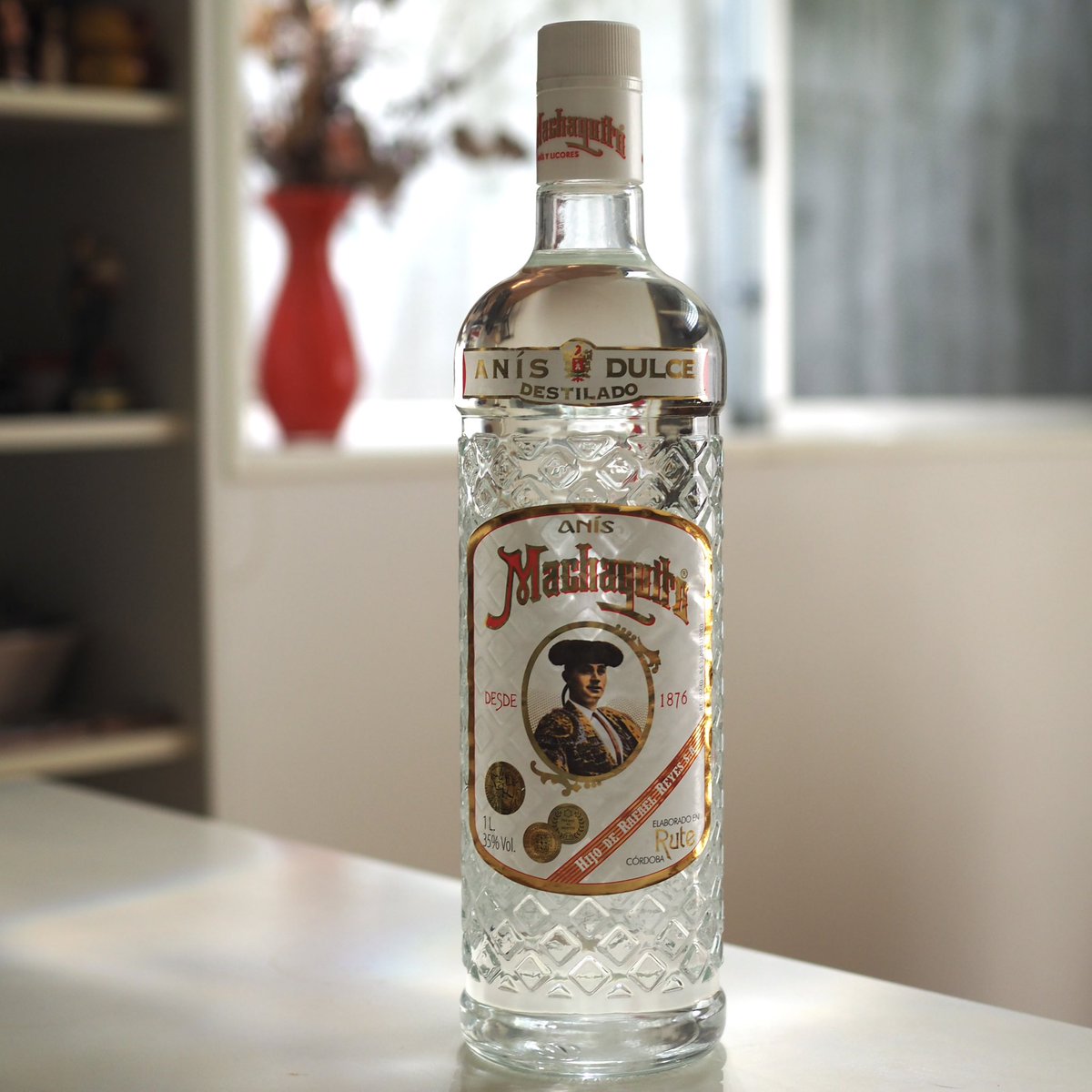 アニス酒。 このリキュール、スペインのお菓子作りには欠かせません