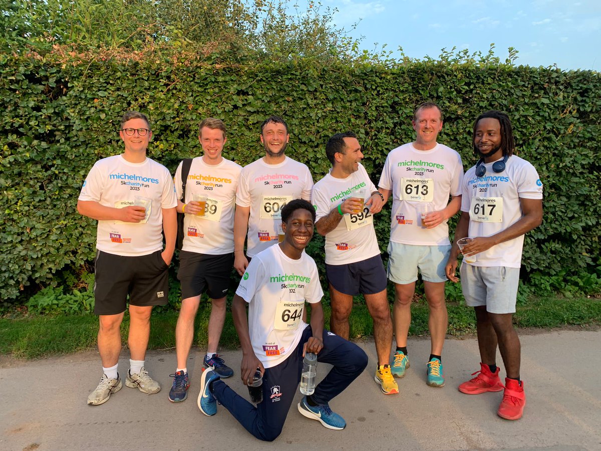 BaileyPartner's tweet photo. Our Exeter #QuantitySurveying &amp; #StructuralEngineering teams joined the Michelmores 5k at Powderham Castle, raising funds for @FearFreeCharity.  

Kudos to all runners involved! 🏃‍♂️🏃‍♀️

#exeter #MM5k  #charity #community #sport #networking https://t.co/ZW3lldtY37