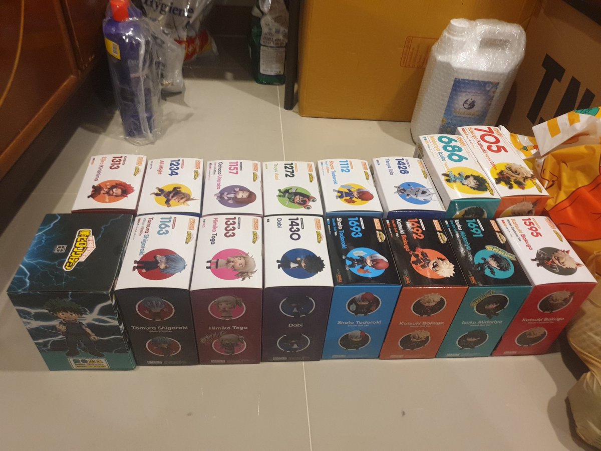 มารับน้องไปดูแลเร็วววว แอดมินสะสมเอง
มีทั้งมือ1และ2ตัวล่ะ1,200-1,500เท่านั้น 
เหมา16,500บาทเท่านั้น ตกกล่องล่ะ1,000นิด
เหมาไปมีราคาโคตรพิเศษให้ด้วย😆
#ตลาดนัดMHA #ตลาดนัดยูเอ