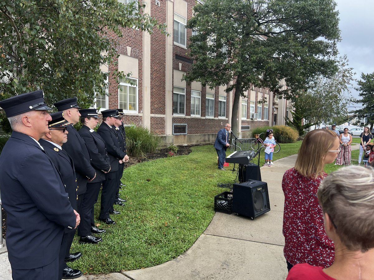 Superintendent IPS tweet media
