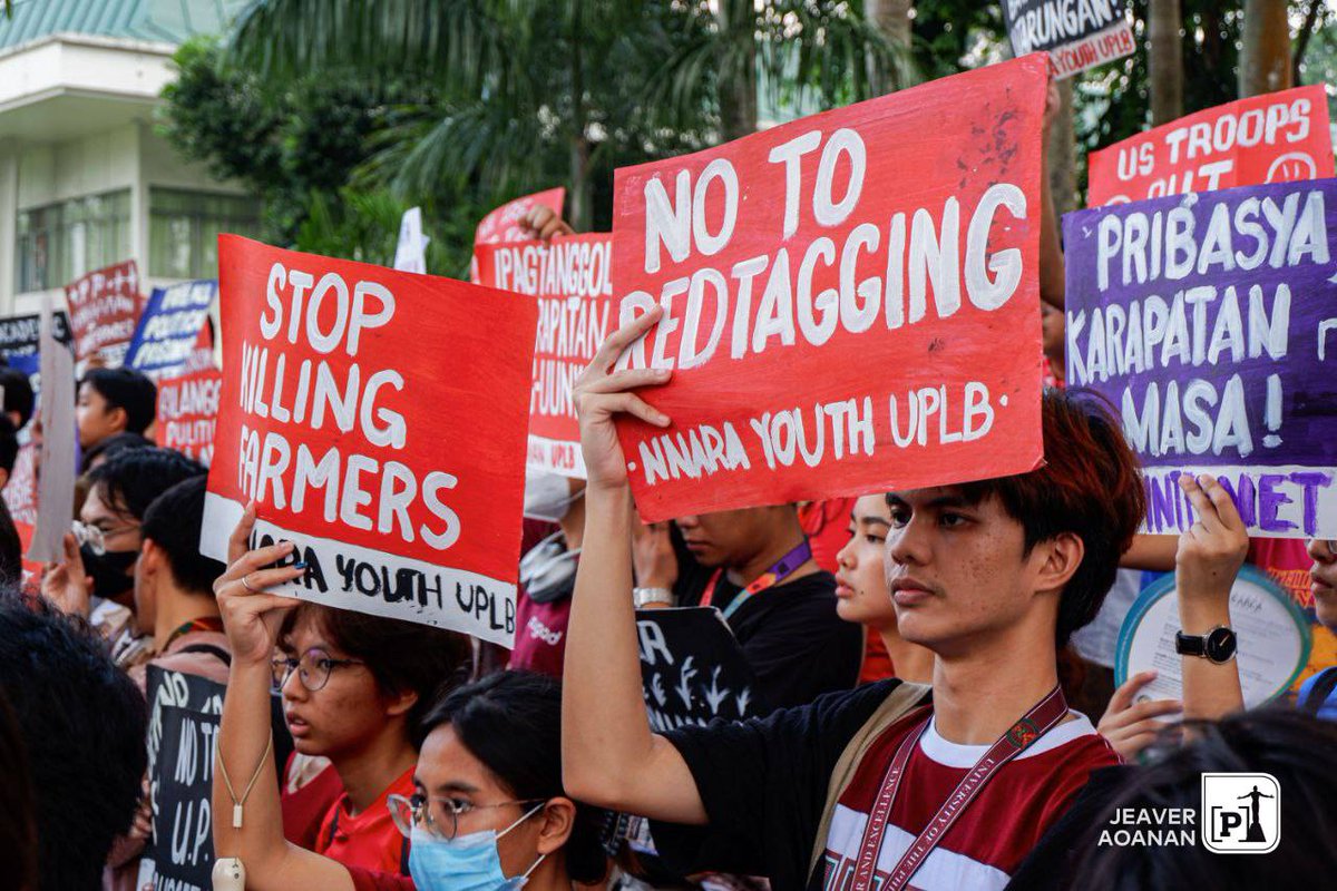 uplbperspective's tweet photo. Naging bahagi ng programa ang mga tagapagsalita mula sa UPLB USC, UPLB FC, Inter-fraternity Council, Inter-sorority Council, All UP Academic Employees Union - Los Baños (AUPAEU), (1/3)
#FirstSemRage
#IgpawPasulongUPLB
#DefendTheDefenders https://t.co/BVZVWCBGMB