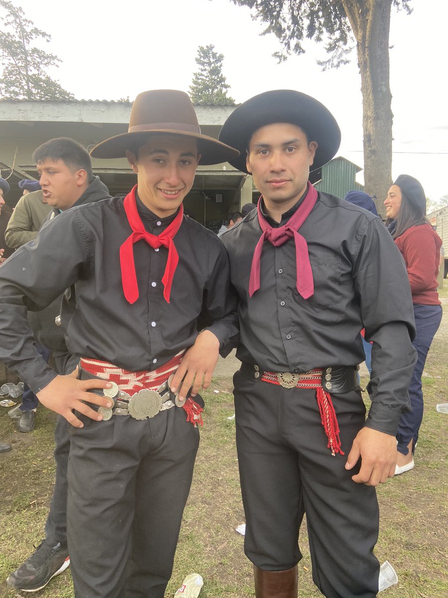 AlanGar84766577's tweet photo. Mi mejor amigo!🤝🙌 https://t.co/yll0pVcrJR