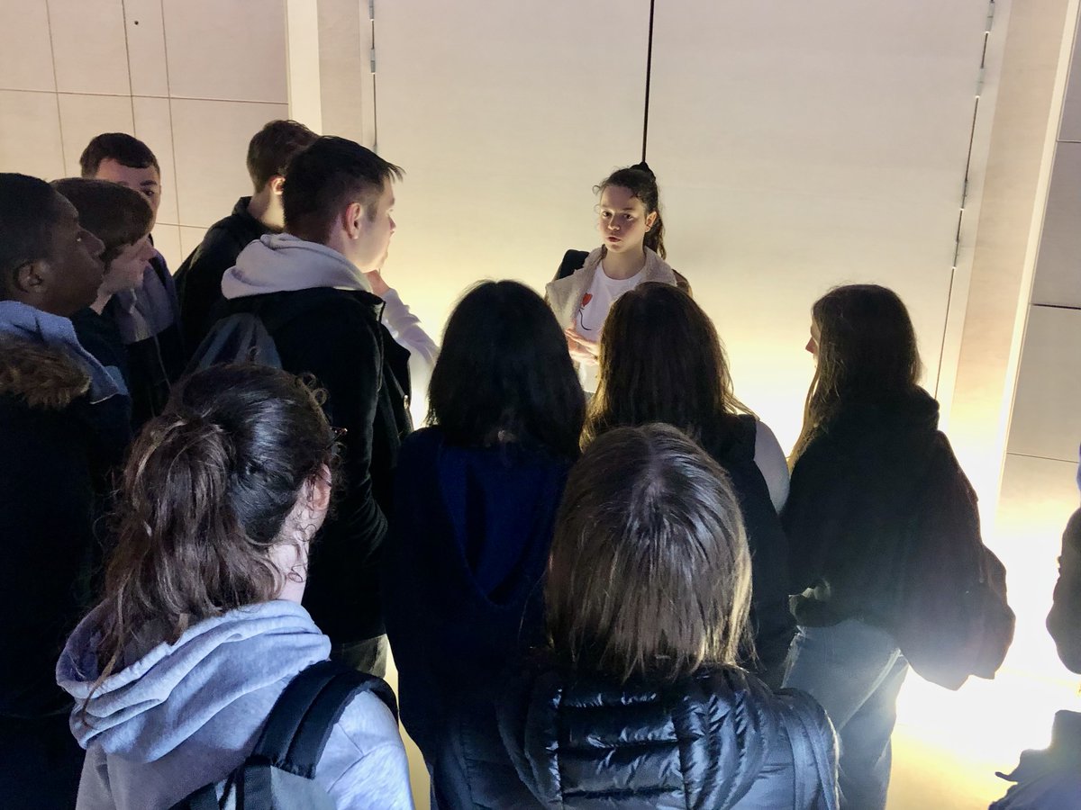 IMECArchives's tweet photo. [JEUNE AMBASSADEUR DE LA CULTURE]
Michèle Mollard, en 2e au lycée Dumont d'Urville #Caen, JAC 2022-2023 à l'#abbayedardenne, a  réalisé une exposition sur les activités de #imecarchives et proposé des visites de Tables de montage aux classes de son lycée.
@CaenOfficiel @Caenlamer https://t.co/Be1I0CNMB8