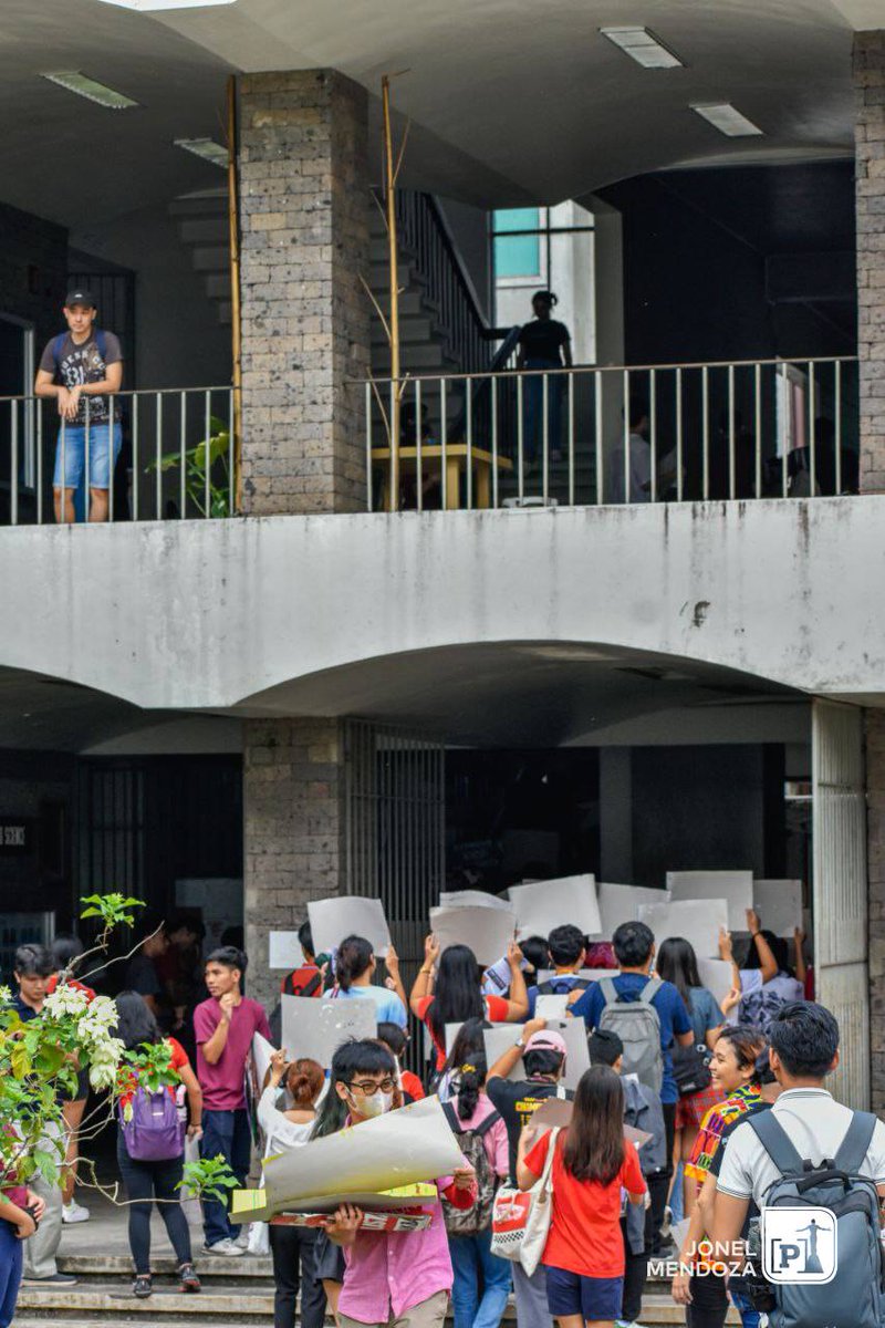 uplbperspective's tweet photo. #FirstSemRage
#IgpawPasulongUPLB
#DefendTheDefenders https://t.co/MIOzfyIFX1