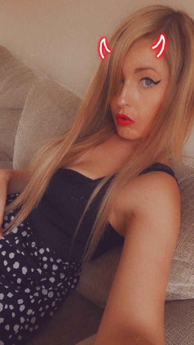 Retweet if you think I’m hot